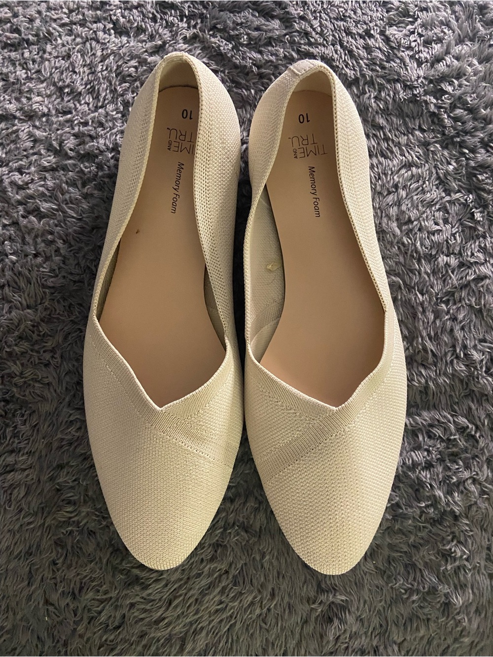 Time and Tru Cream Pointed Toe Slip-On Flats